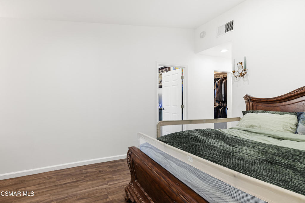 1928 Stow Street Simi Valley, CA 93063 - Photo 19 of 27