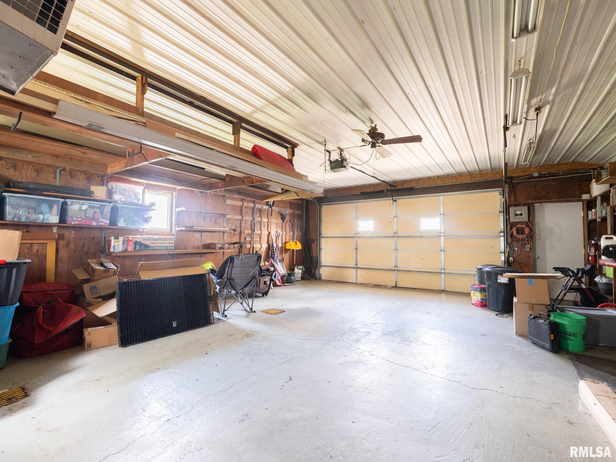 19319 North Daily Road Princeville, IL 61559 - Photo 35 of 43