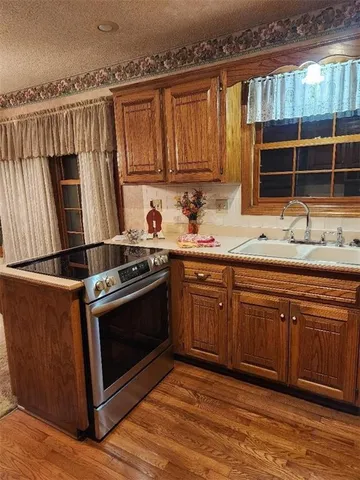 $450,000 | 20080 178th Street, Tonganoxie, KS 66086