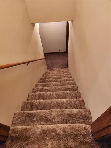 $450,000 | 20080 178th Street, Tonganoxie, KS 66086