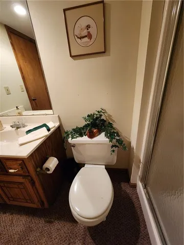 $450,000 | 20080 178th Street, Tonganoxie, KS 66086