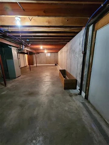 $450,000 | 20080 178th Street, Tonganoxie, KS 66086