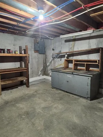 $450,000 | 20080 178th Street, Tonganoxie, KS 66086