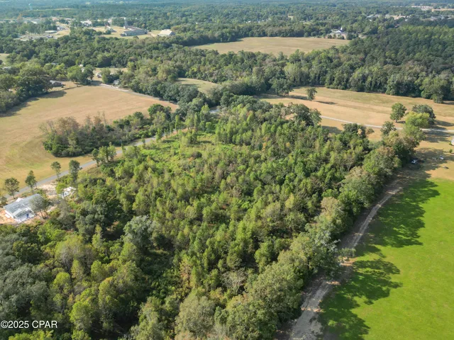 $39,900 | 3 1st Avenue, Graceville, FL 32440