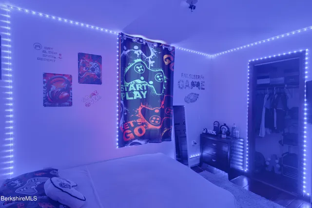 $250,000 | 30 Edgewood Road, Pittsfield, MA 01201