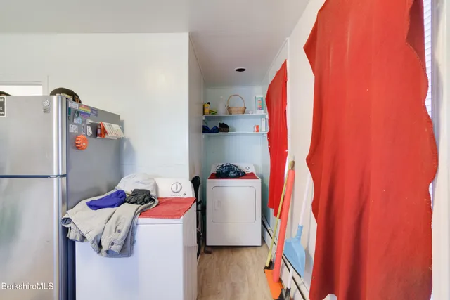 $250,000 | 30 Edgewood Road, Pittsfield, MA 01201