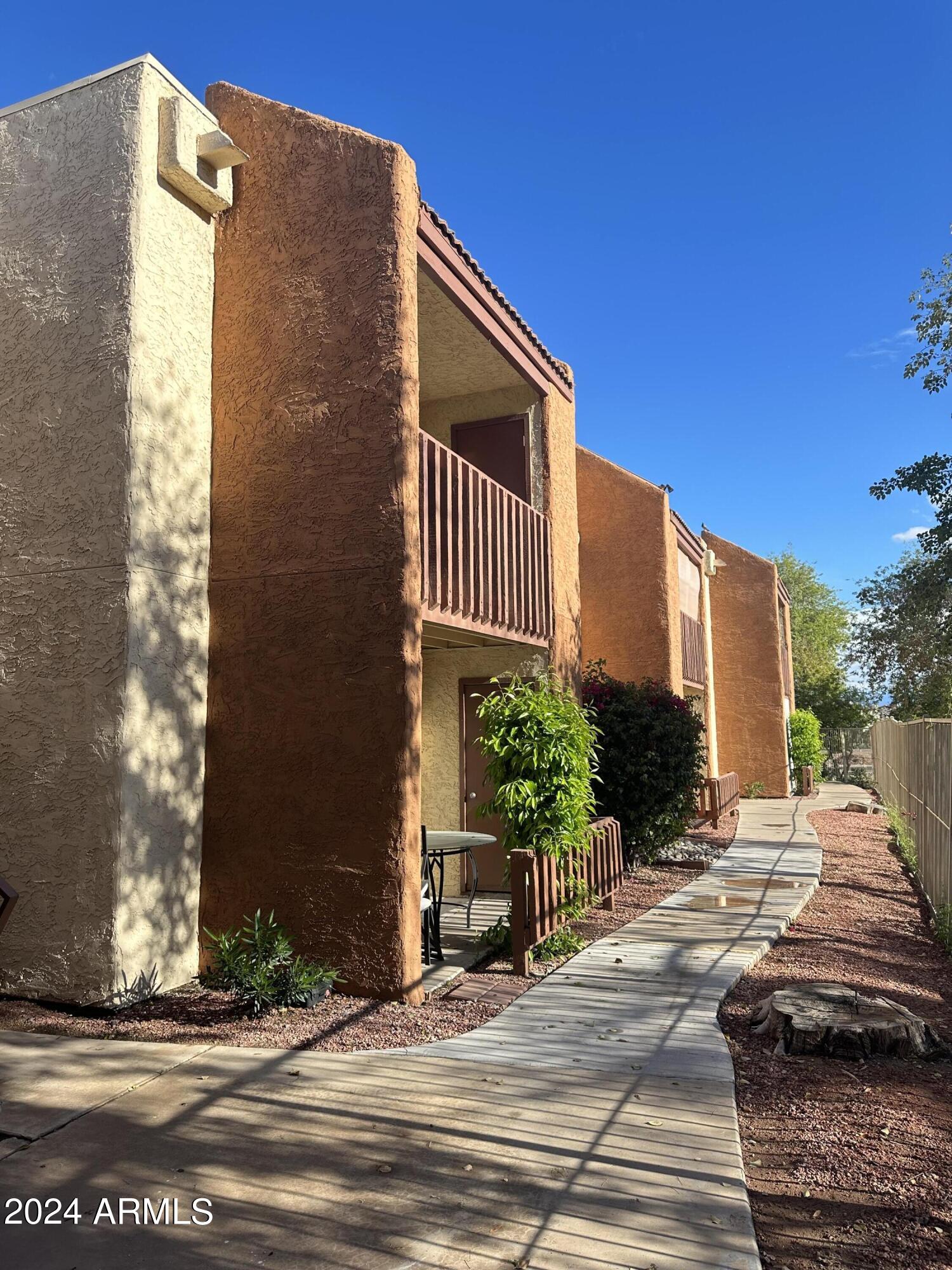2121 West Royal Palm Road, Unit 1096 Phoenix, AZ 85021 - Photo 3 of 11 IMG_0396