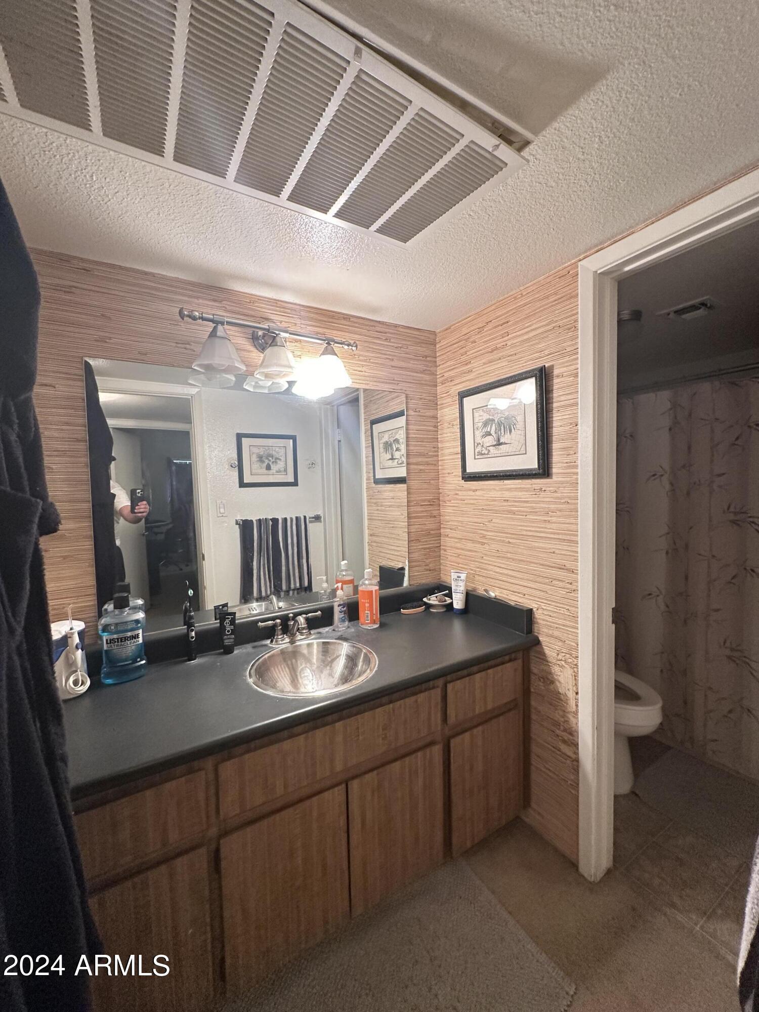 2121 West Royal Palm Road, Unit 1096 Phoenix, AZ 85021 - Photo 10 of 11 IMG_0402