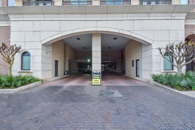 a view of entrance view