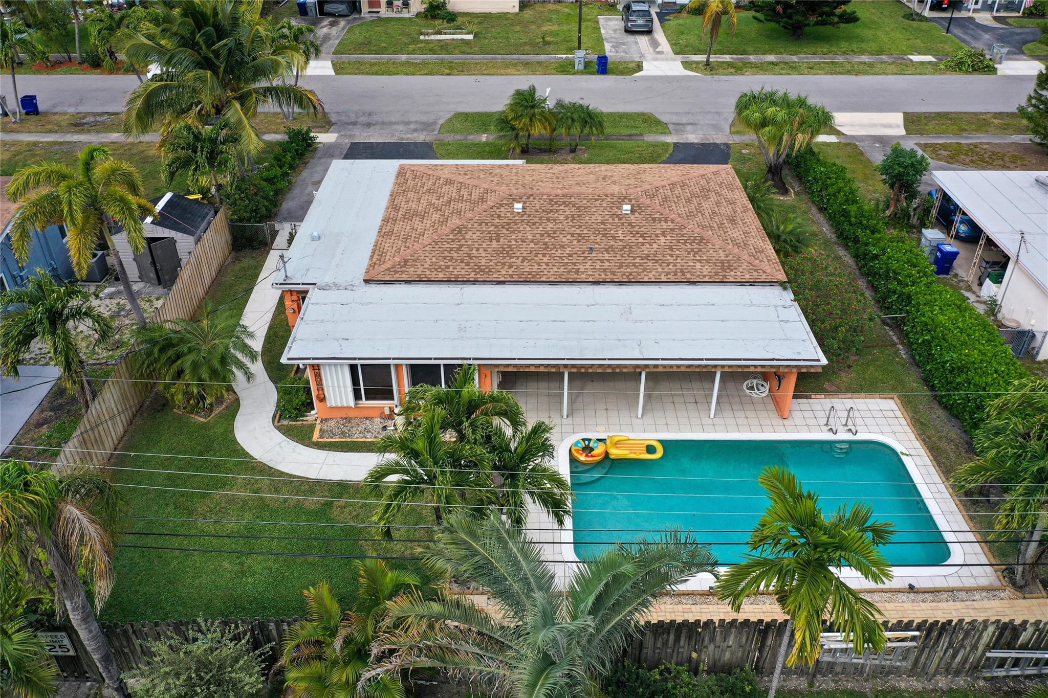 180 Southwest 9th Court Pompano Beach, FL 33060 - Photo 23 of 27 an aerial view of a house