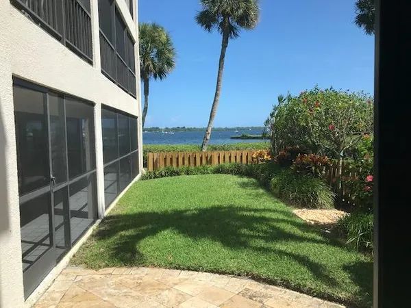 a view of an outdoor space