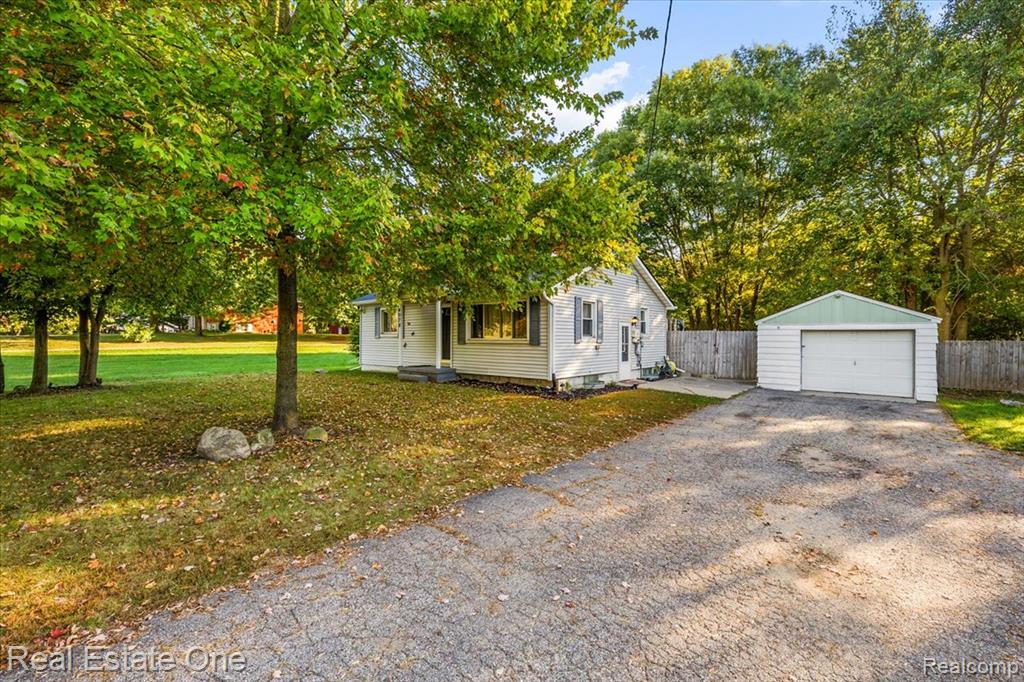 4078 North State Road Davison, MI 48423 - Photo 11 of 52 Gallery Image 11