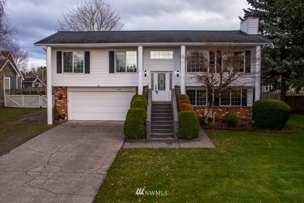8630 Vinup Road Lynden, WA 98264 - Photo 1 of 21 Gallery Image 1