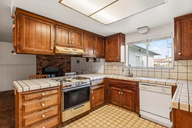 $399,000 | 2109 Oriole Drive, Ceres, CA 95307