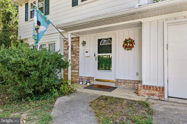 $319,900 | 8 Redwood Place, Camp Hill, PA 17011