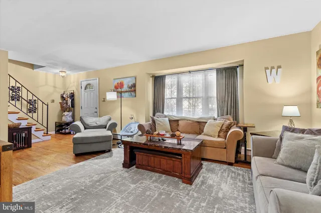 $319,900 | 8 Redwood Place, Camp Hill, PA 17011