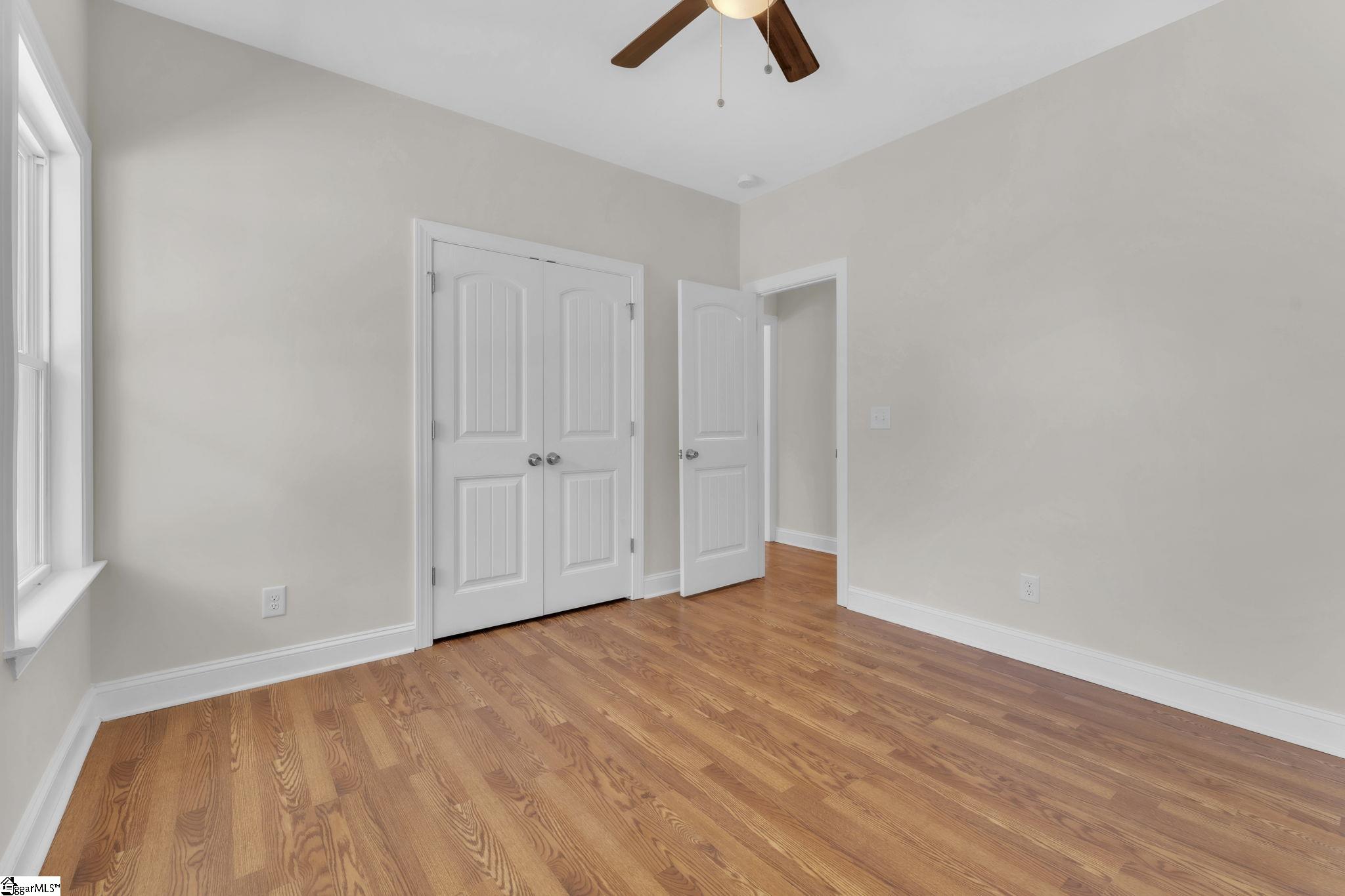 5138 North Old Laurens Road Gray Court, SC 29645 - Photo 17 of 32