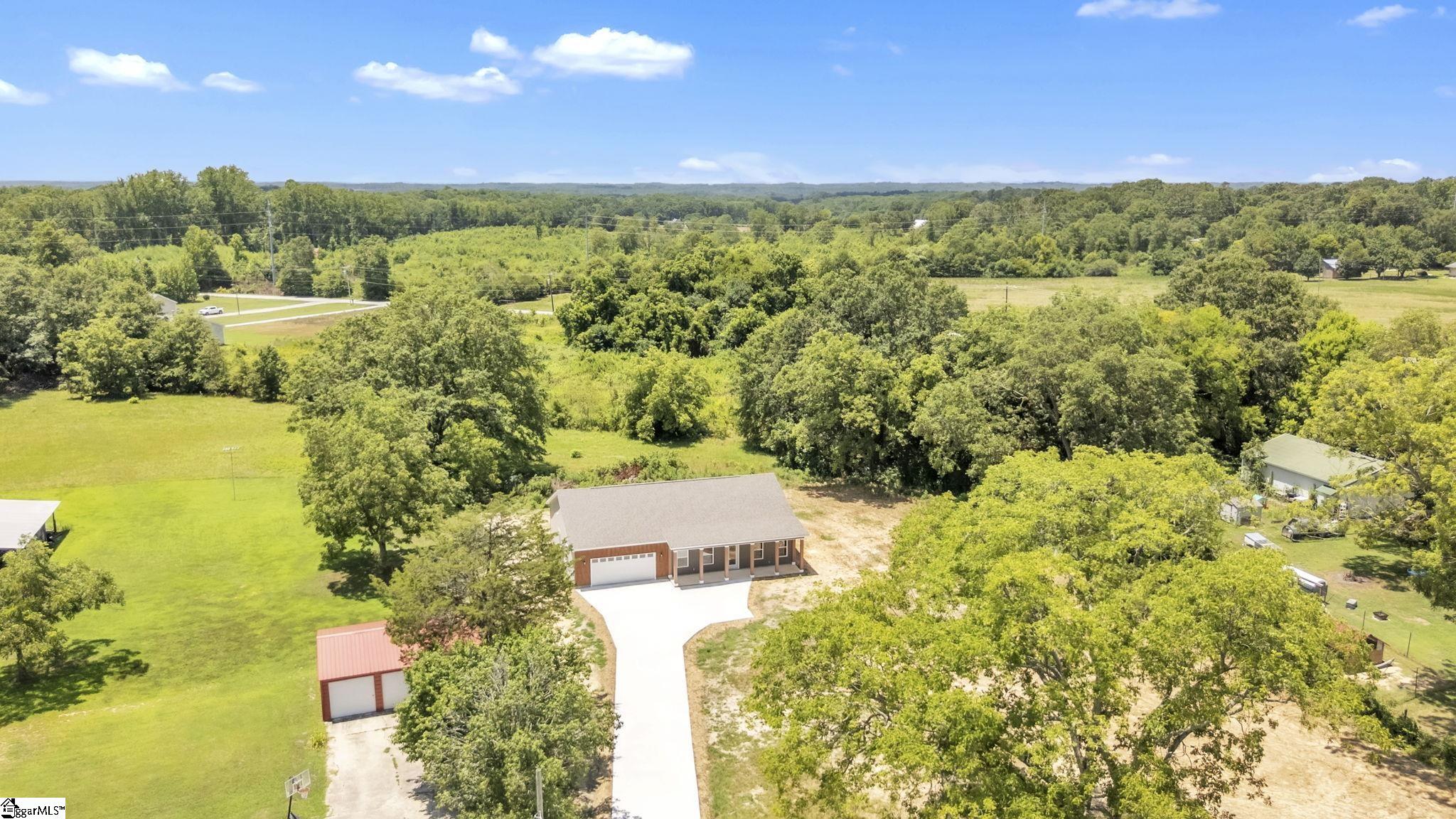 5138 North Old Laurens Road Gray Court, SC 29645 - Photo 28 of 32