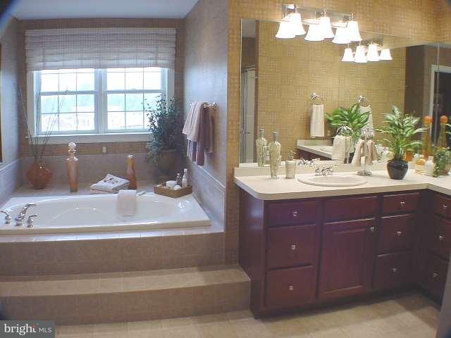 2410 Raleigh Road Hummelstown, PA 17036 - Photo 7 of 10 Gallery Image 7