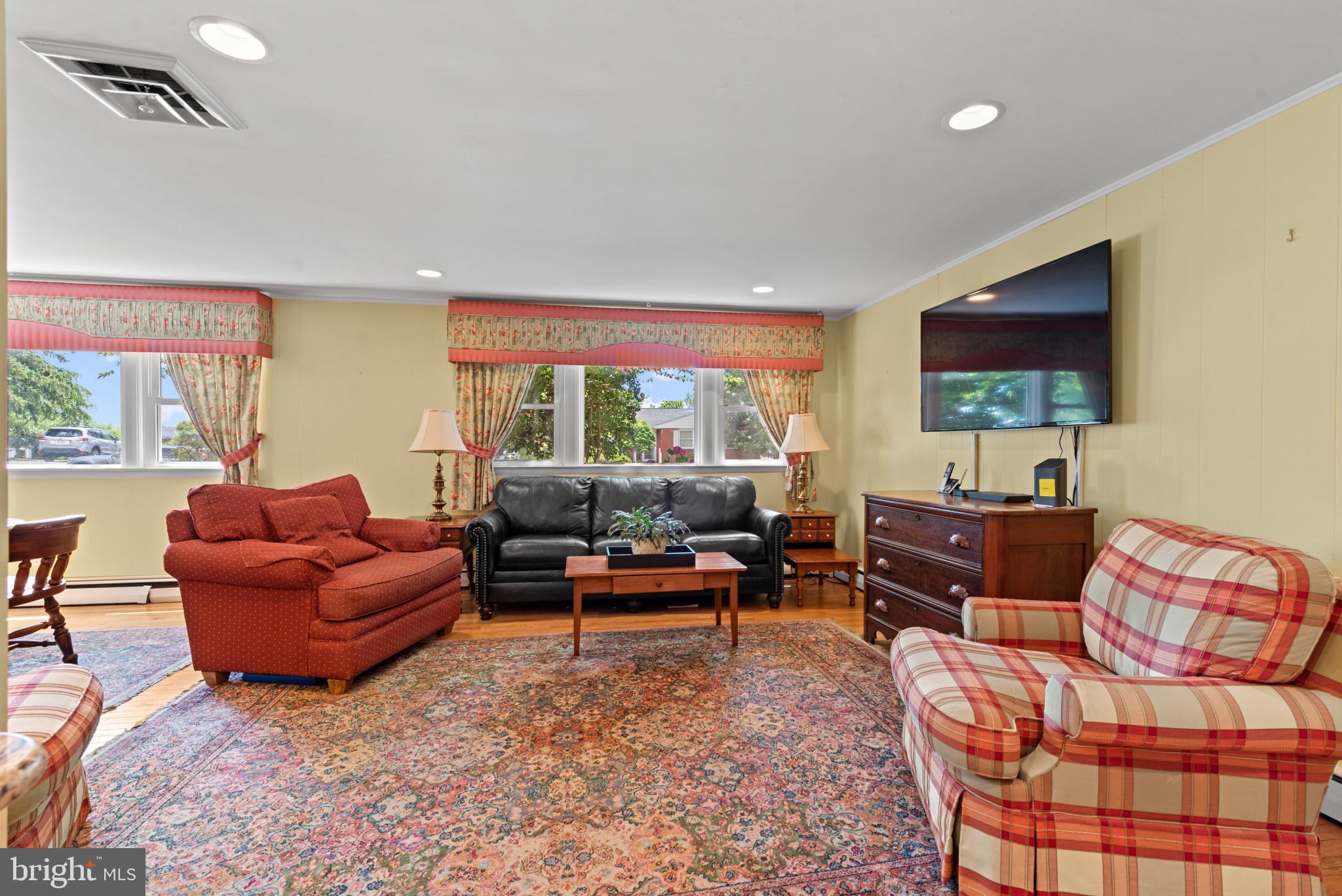 202 Eastspring Road Lutherville-Timonium, MD 21093 - Photo 11 of 40 Gallery Image 11