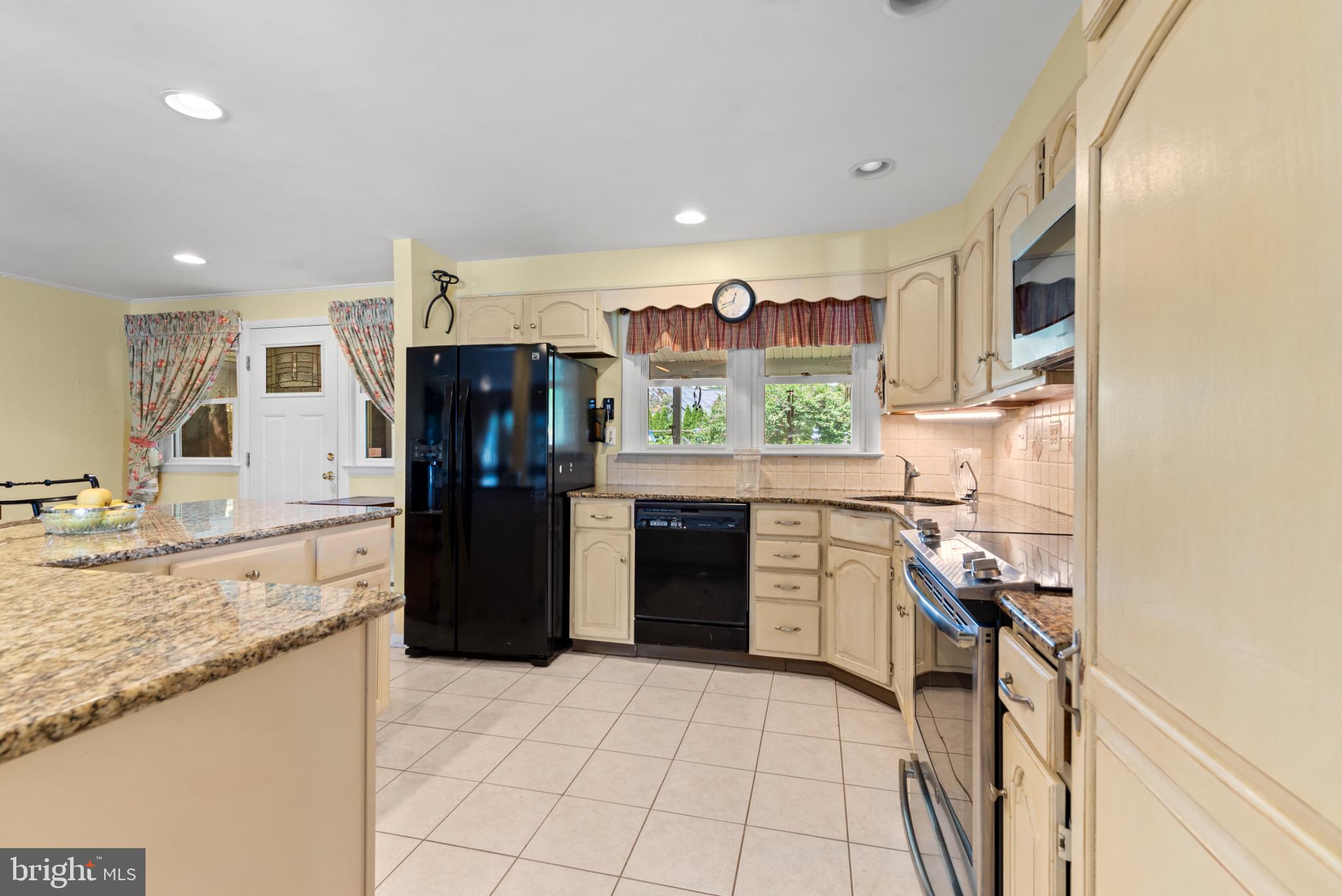 202 Eastspring Road Lutherville-Timonium, MD 21093 - Photo 13 of 40 Gallery Image 13