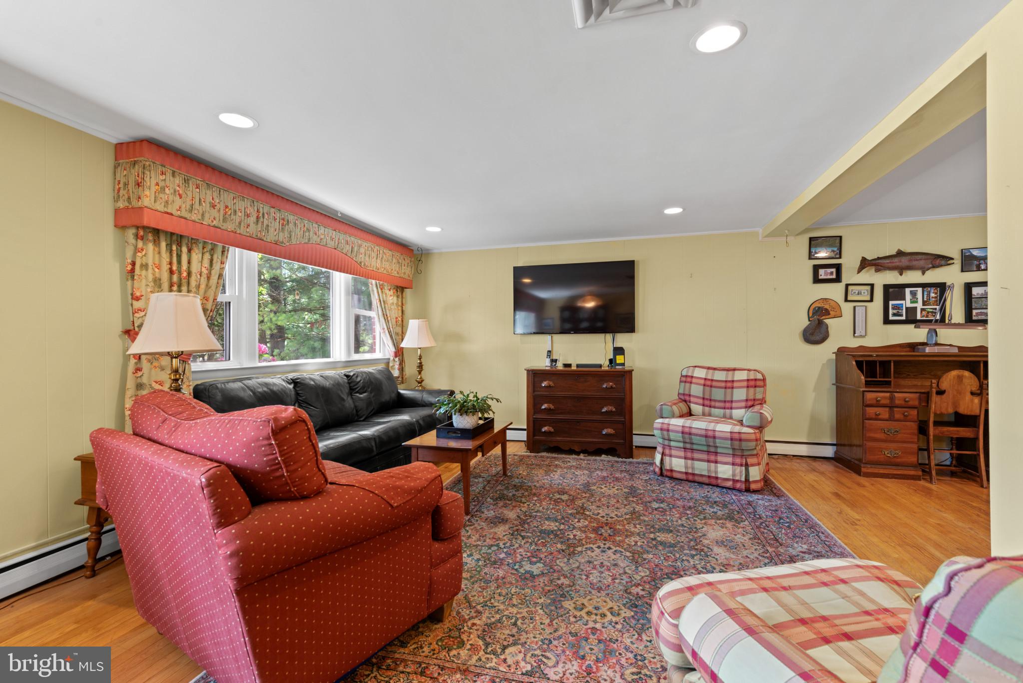 202 Eastspring Road Lutherville-Timonium, MD 21093 - Photo 8 of 40 Gallery Image 8