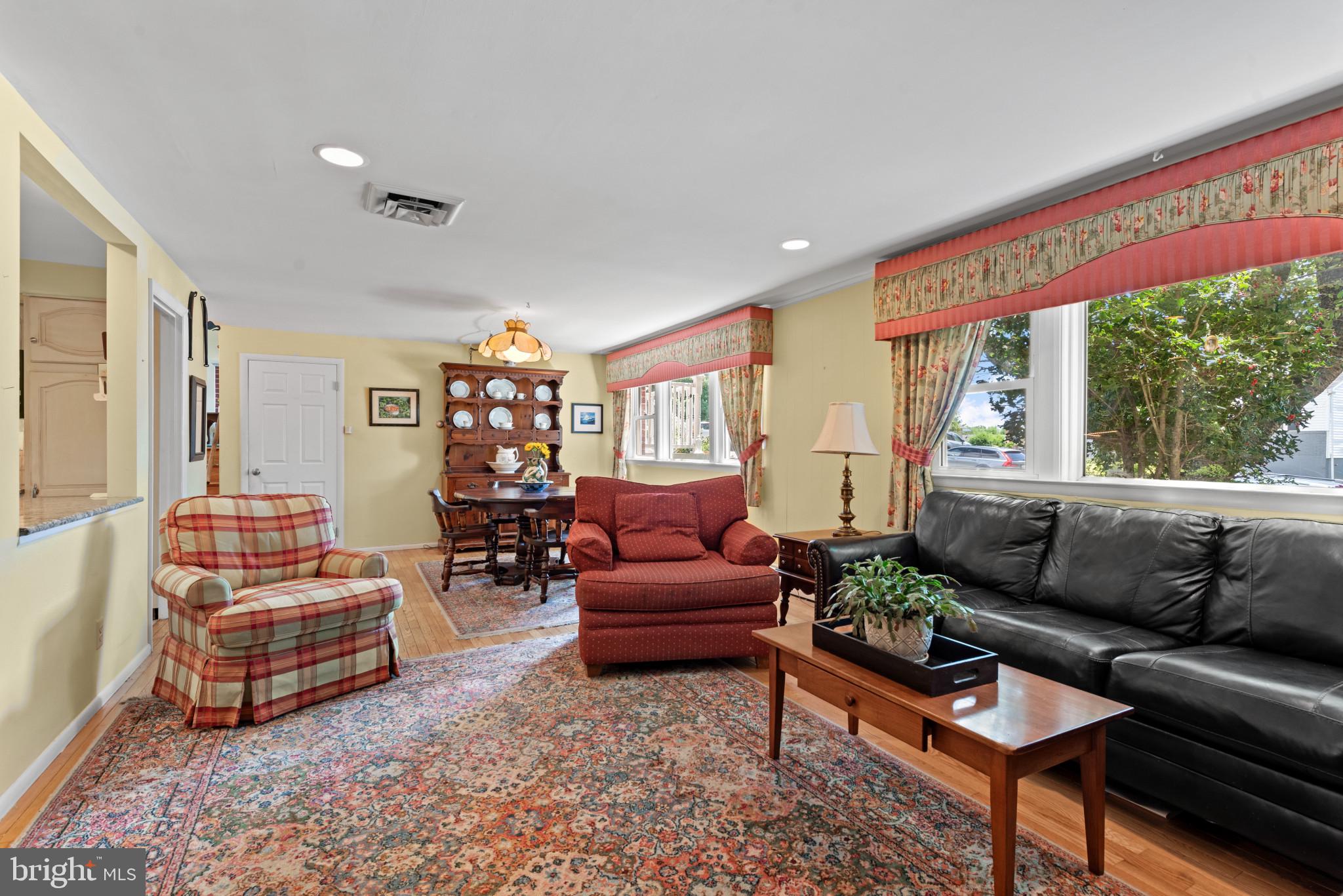 202 Eastspring Road Lutherville-Timonium, MD 21093 - Photo 9 of 40 Gallery Image 9
