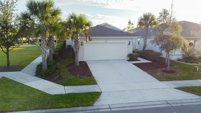 $380,000 | 2039 Canopy Terrace Boulevard, DeLand, FL 32724