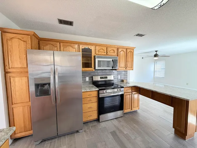 $2,600 | 1605 Mariah Way East, Fort Walton Beach, FL 32547