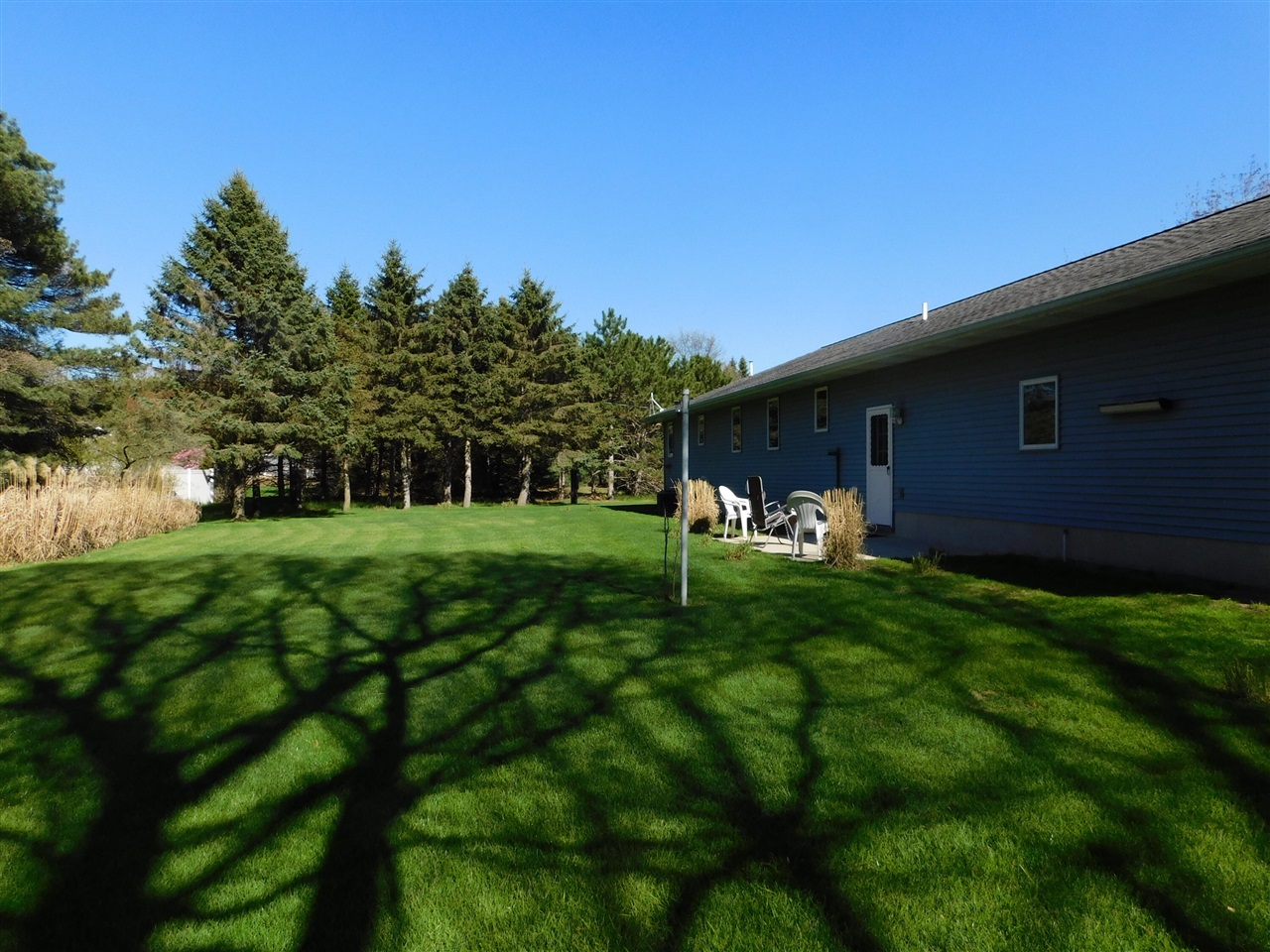 1576 Anthony Road Manistee, MI 49660 - Photo 7 of 34