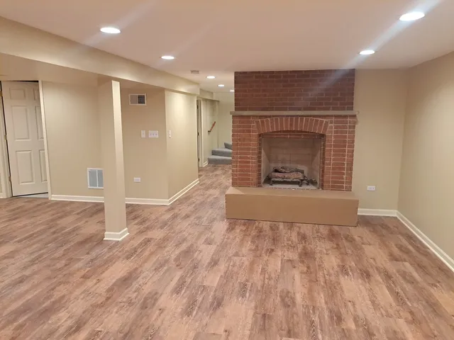 $3,500 | 2045 Farrell Avenue, Park Ridge, IL 60068