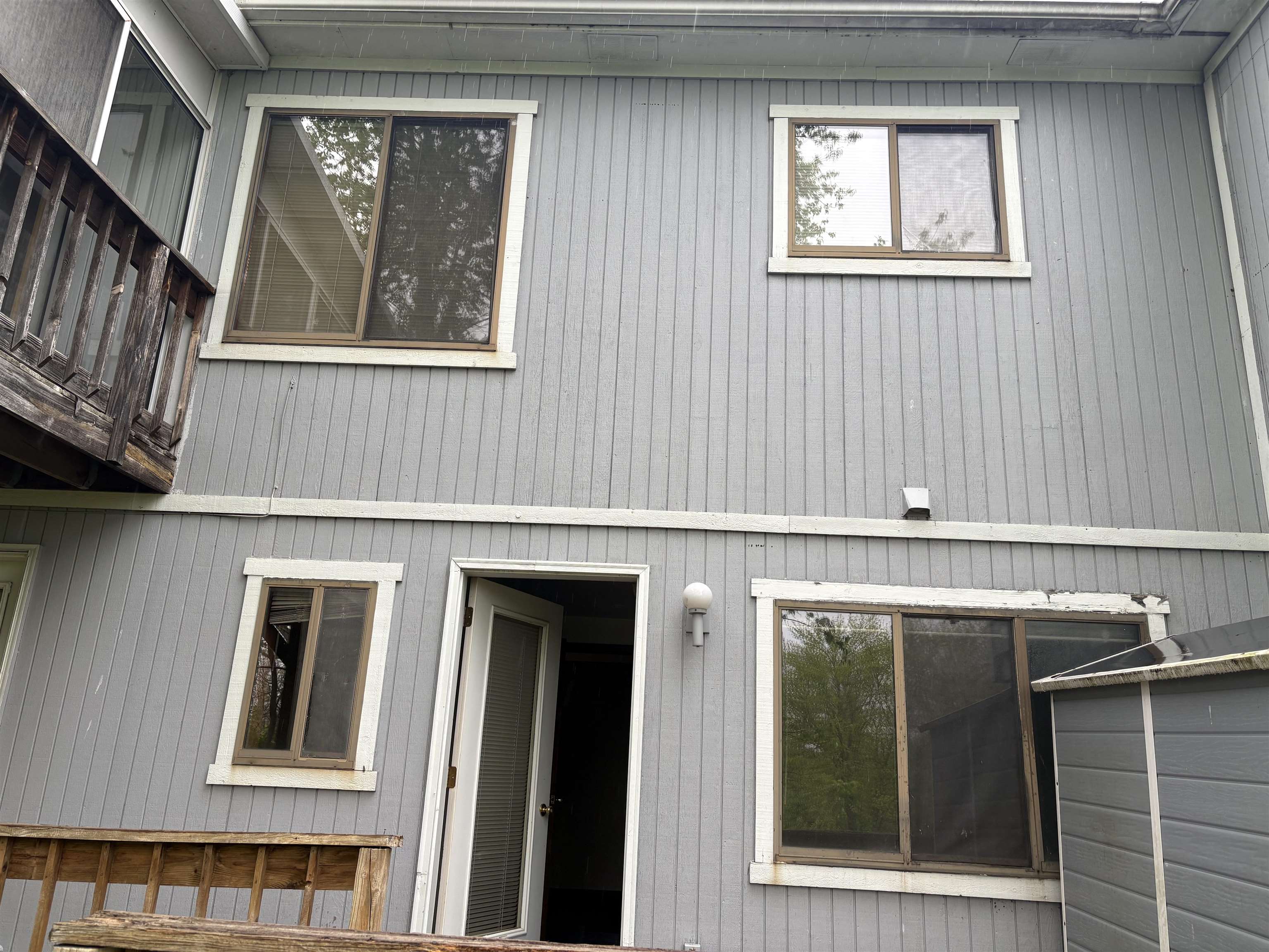 1390 Flushing Road Flushing, MI 48433 - Photo 25 of 33