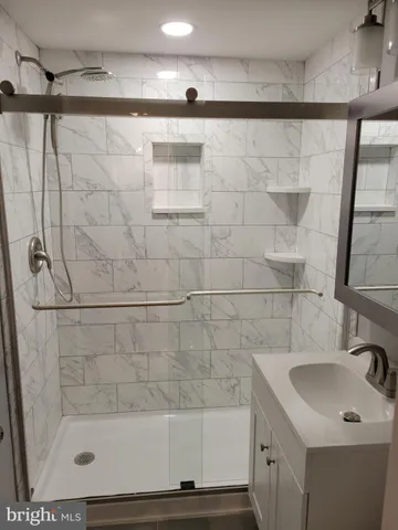 $249,000 | 10201 Grosvenor Place, Unit 112, North Bethesda, MD 20852