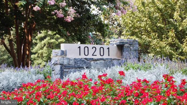 $249,000 | 10201 Grosvenor Place, Unit 112, North Bethesda, MD 20852