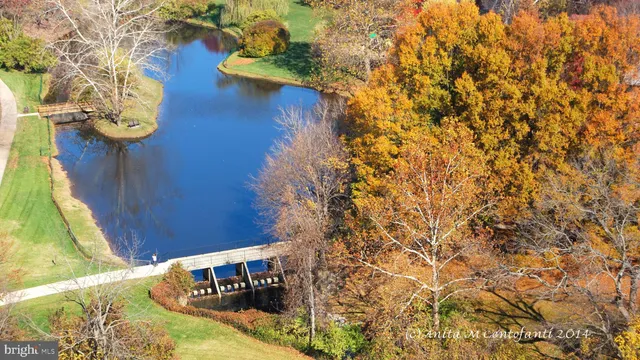 $249,000 | 10201 Grosvenor Place, Unit 112, North Bethesda, MD 20852