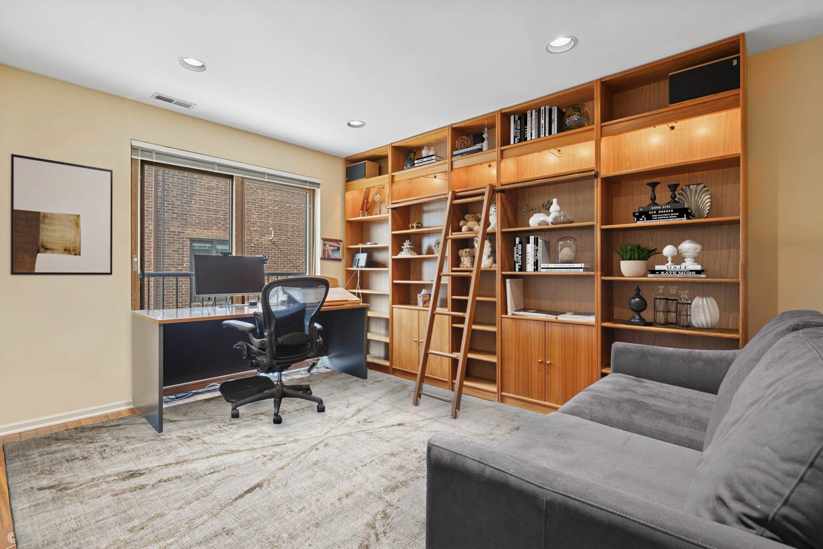 1318 North Sutton Place Chicago, IL 60610 - Photo 15 of 36