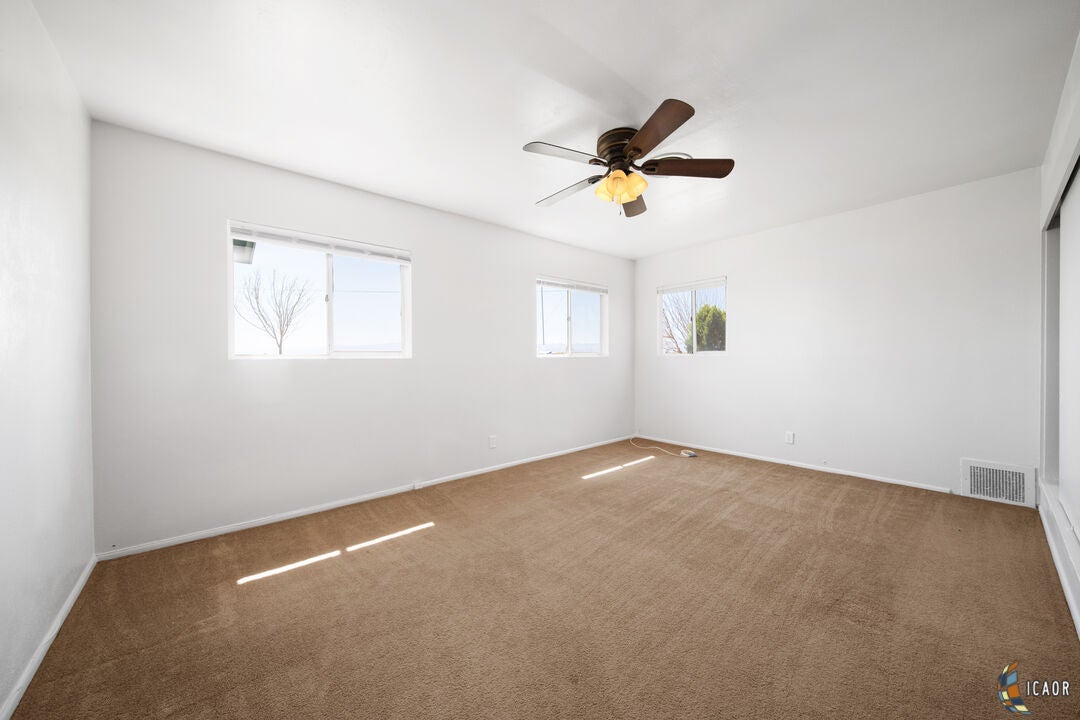 1803 Jeffery Road El Centro, CA 92243 - Photo 21 of 30 Gallery Image 21