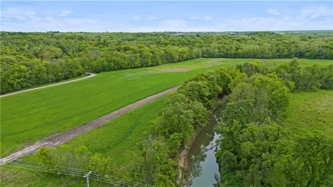 $2,199,000 | 33345 West 95th Street, De Soto, KS 66018
