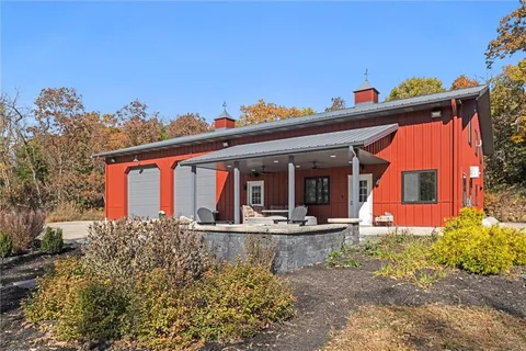 $2,400,000 | 33345 West 95th Street, De Soto, KS 66018