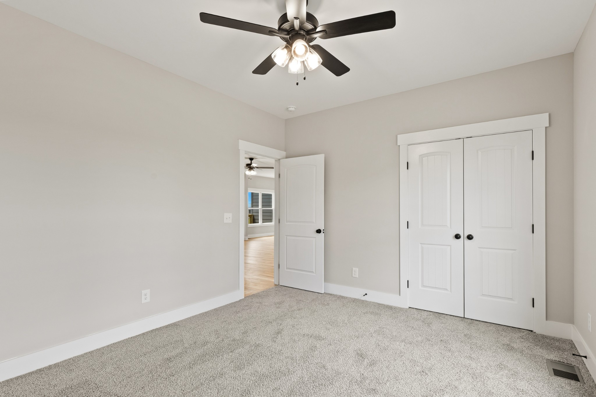 5638 Borthick Road Springfield, TN 37172 - Photo 31 of 43 a view of an empty room