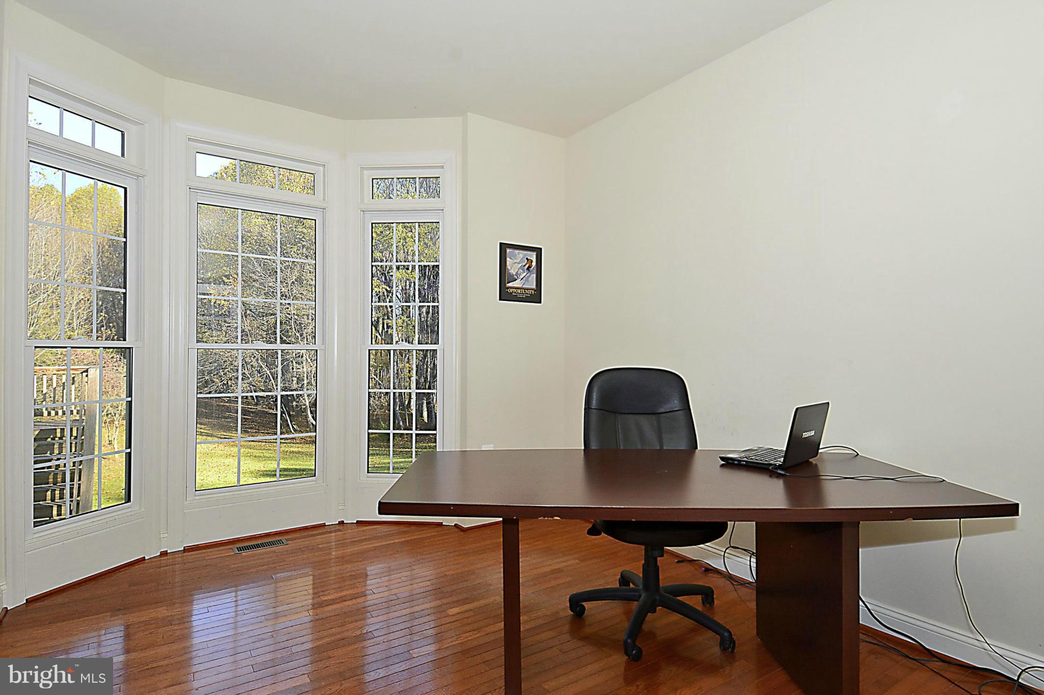 12413 Pueblo Road Gaithersburg, MD 20878 - Photo 13 of 29 Office room