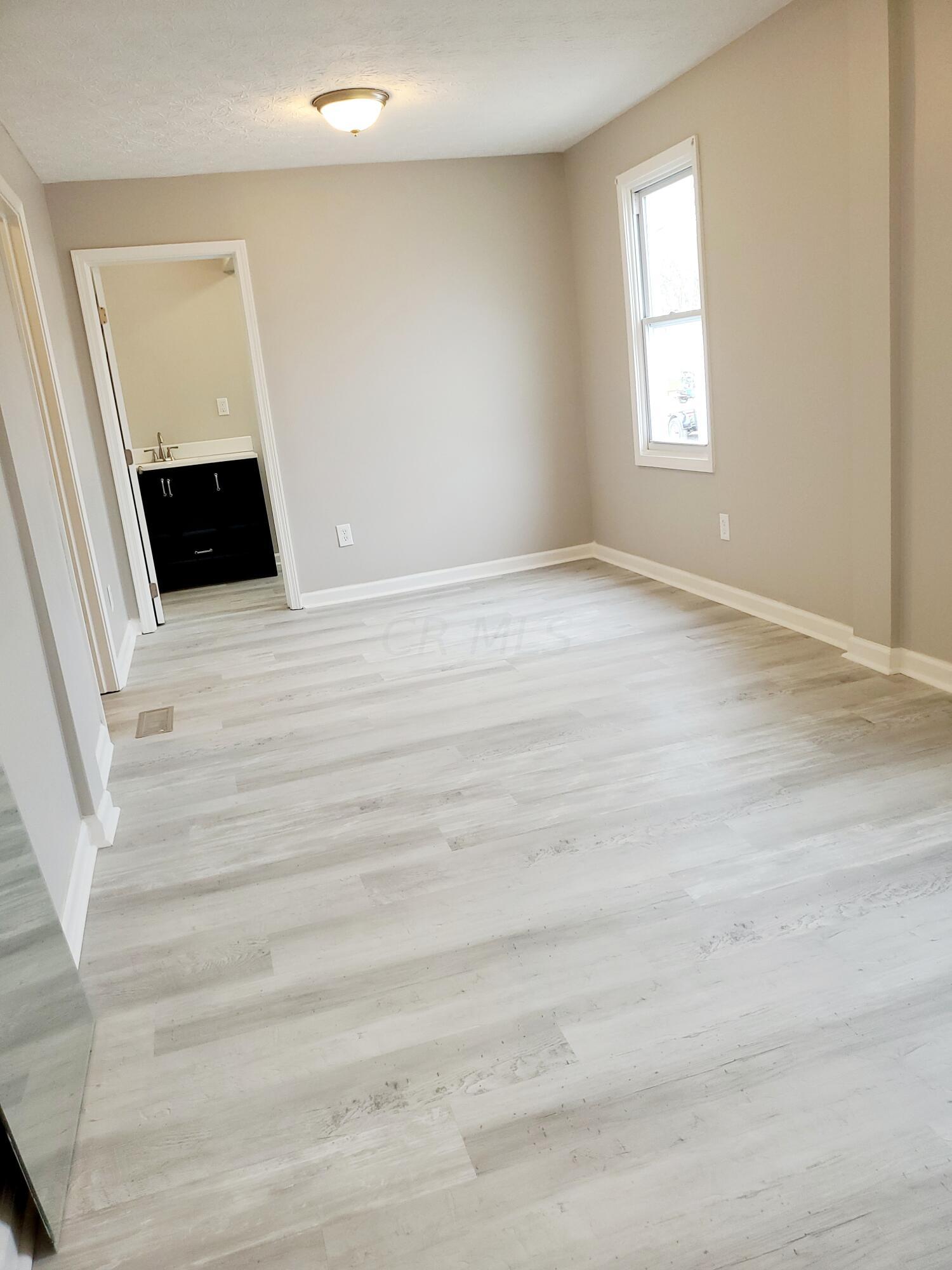 824 Hilock Road Columbus, OH 43207 - Photo 21 of 69 IMG_20230406_173704