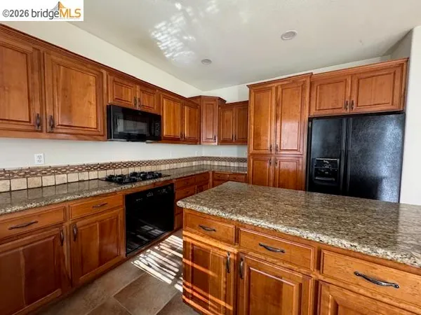 $3,500 | 4053 Galenez Way, Antioch, CA 94531