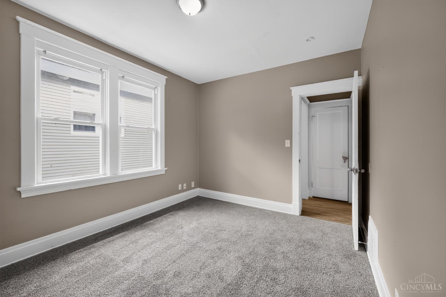 4679 Rapid Run Road Cincinnati, OH 45238 - Photo 16 of 30