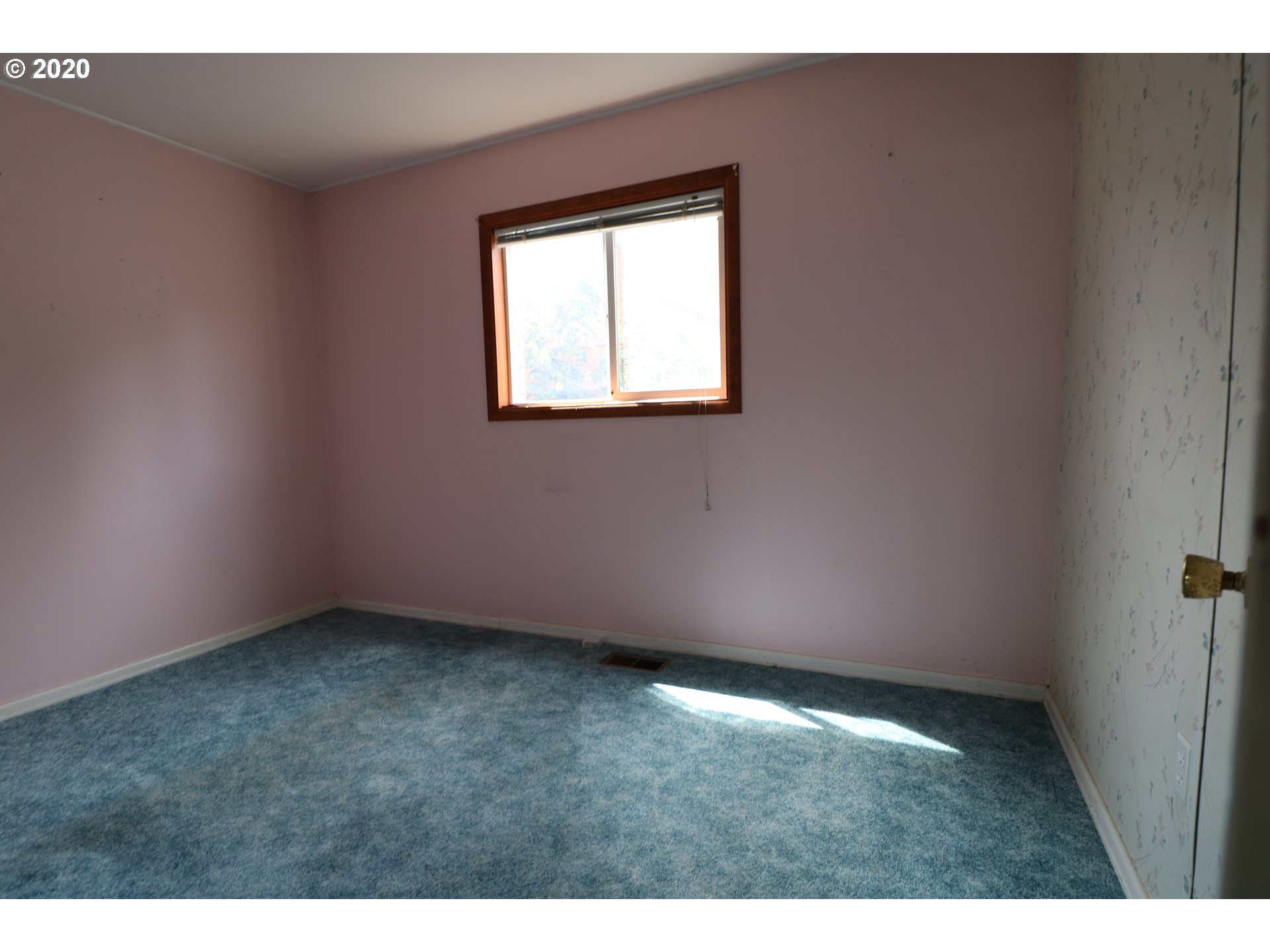 257 South 71st Street Springfield, OR 97478 - Photo 14 of 22 Gallery Image 14