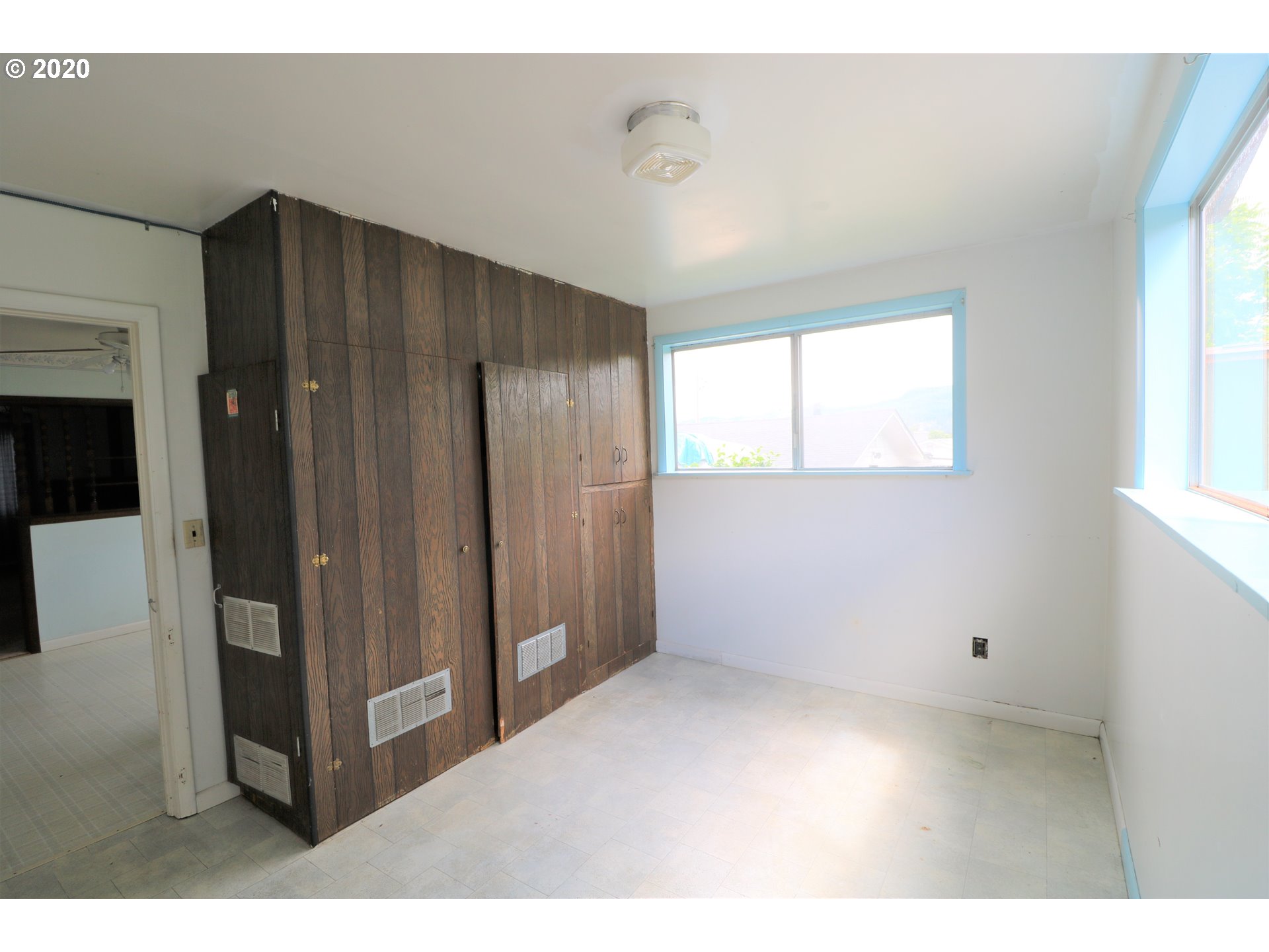 257 South 71st Street Springfield, OR 97478 - Photo 10 of 22 Gallery Image 10