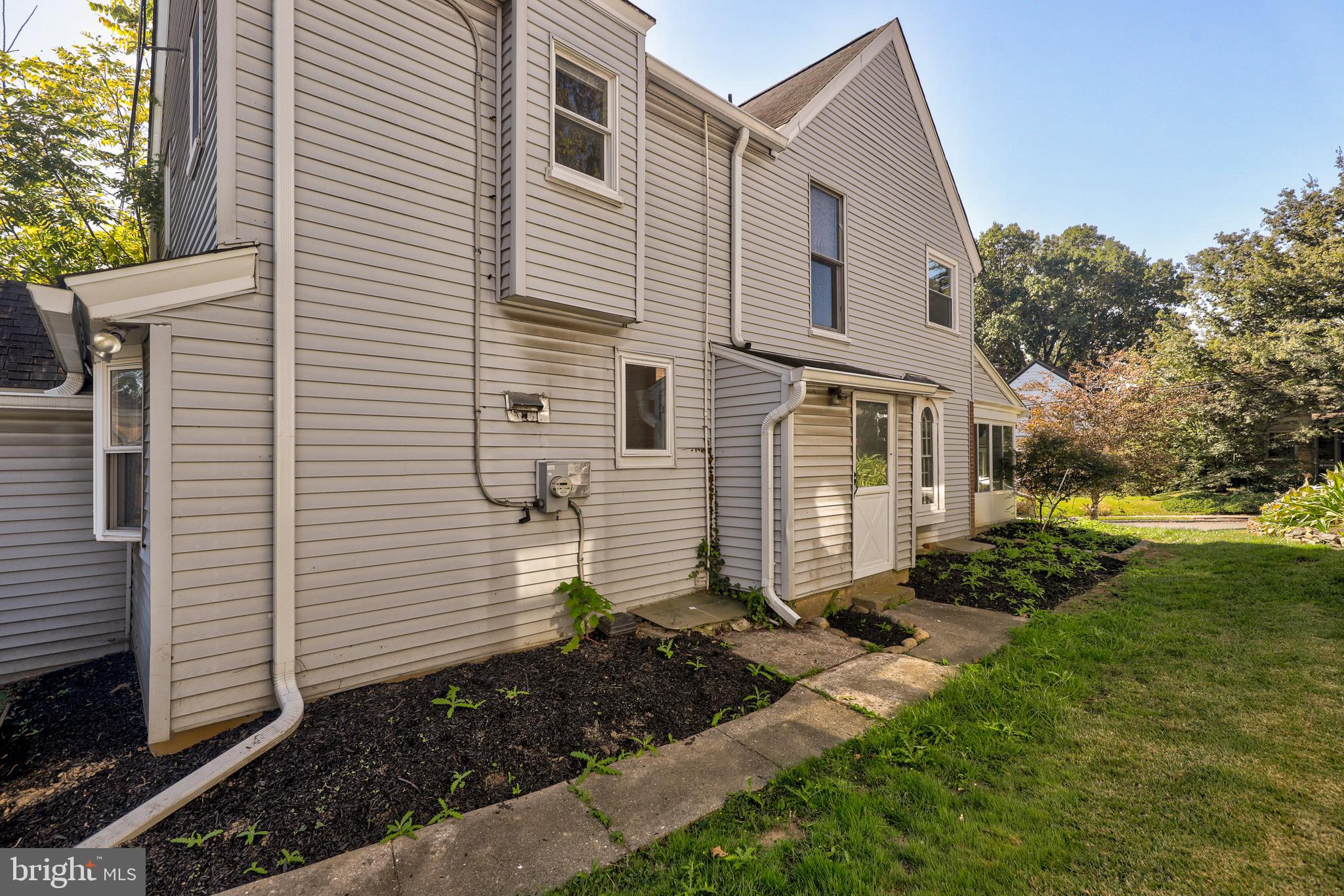 243 Rockglen Road Wynnewood, PA 19096 - Photo 26 of 27 Side Of House