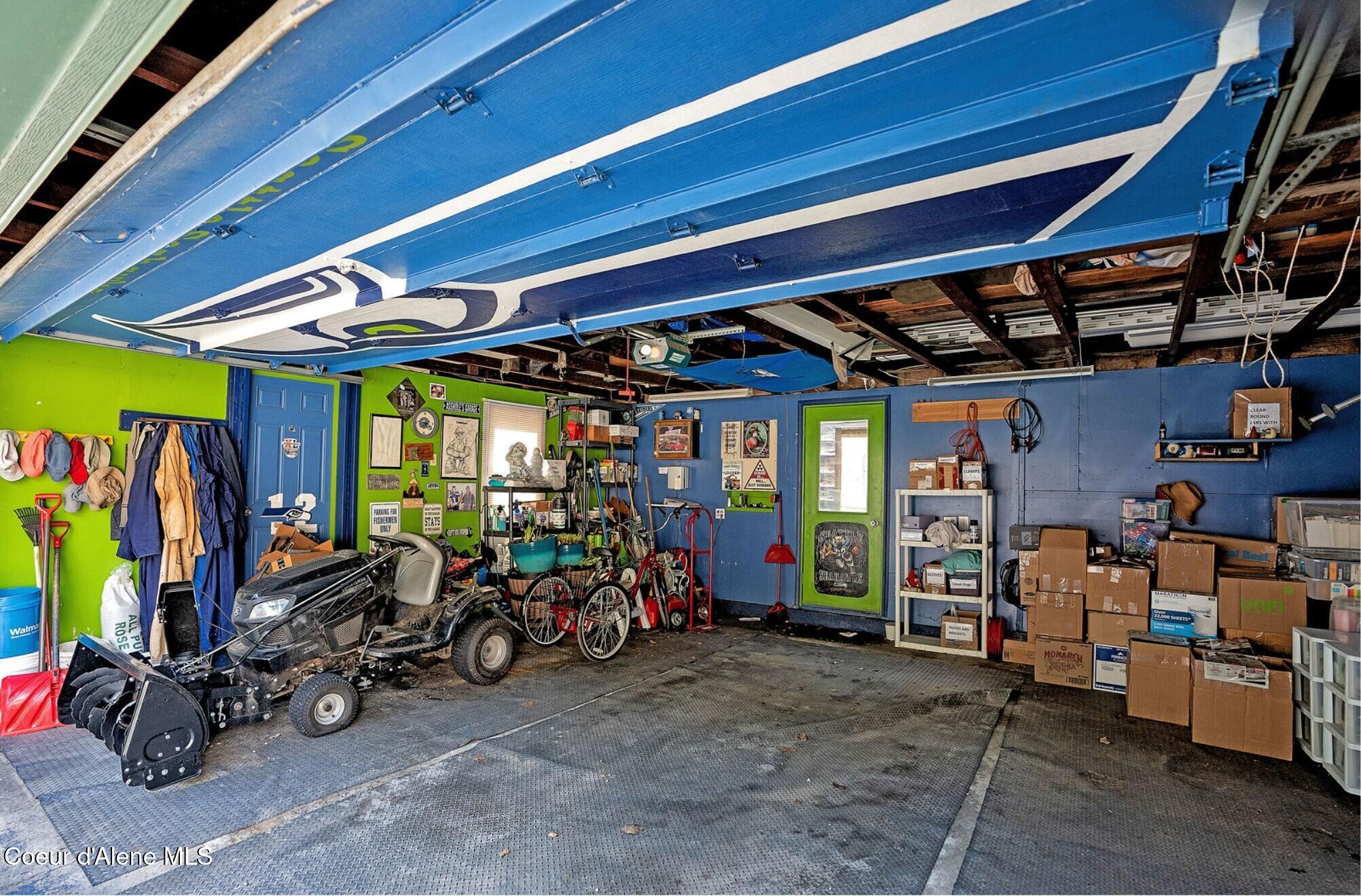 332 Main Street Wardner, ID 83837 - Photo 13 of 42 Inside Garage