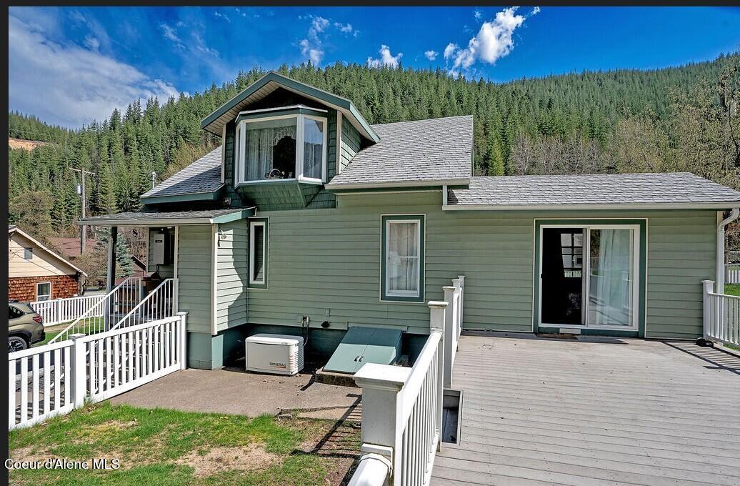 332 Main Street Wardner, ID 83837 - Photo 26 of 42 Large Deck