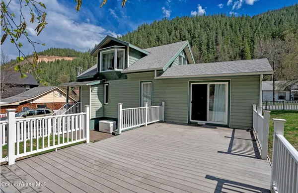 $425,000 | 332 Main Street, Wardner, ID 83837
